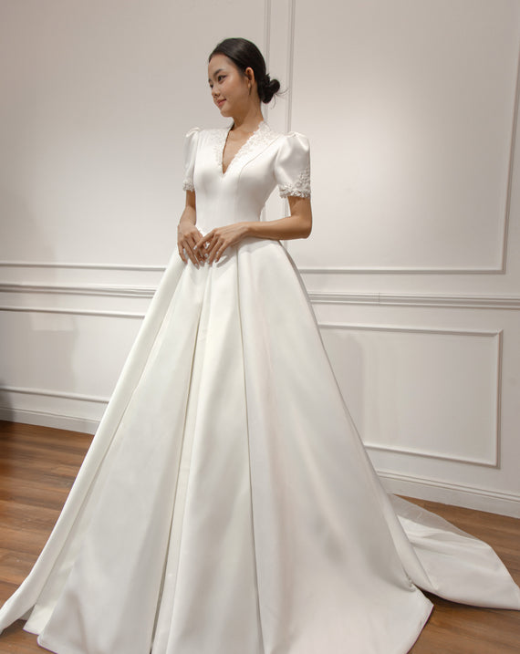 Design Your Dream Wedding Dress: Pre-Order & Customizable | Selfa Bridal Design Your Dream Wedding Dress: Pre-Order & Customizable | Selfa Bridal